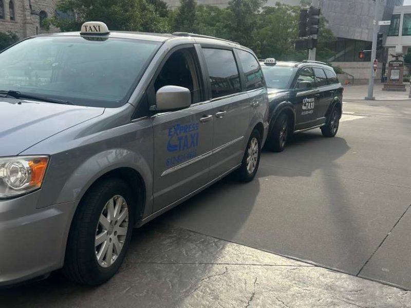 Express-taxi-minneapolis (2)